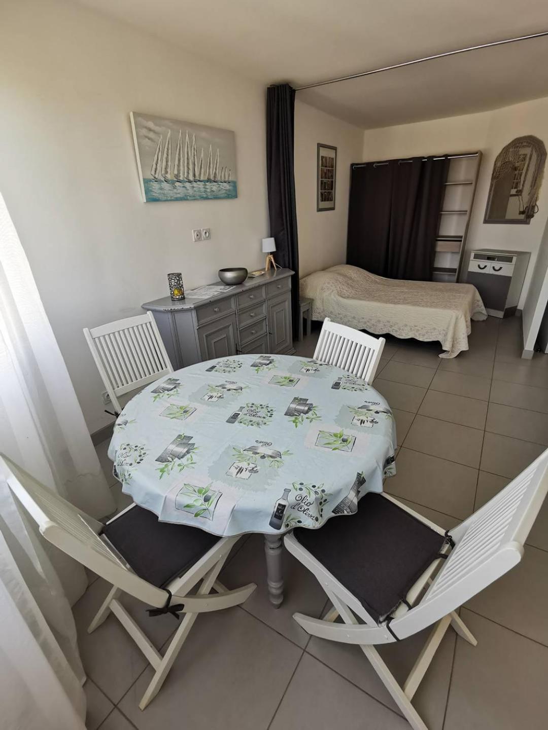 As18656 - Grand Studio Vue Mer, Direct Sur Plage Avec Parking Prive Ле-Гро-дю-Руа Экстерьер фото
